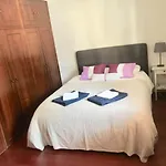 Catloc & Kitcat Local Apart-hotel 3*