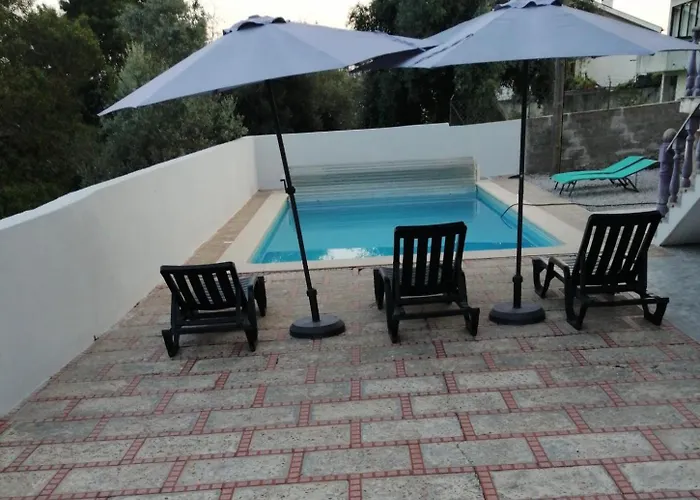 Catloc & Kitcat Local Lejlighedshotel 3*