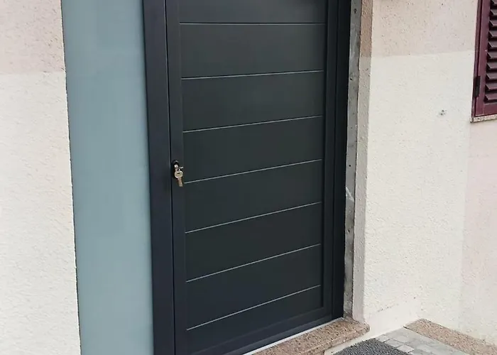 Catloc & Kitcat Local 3* Costa de Além