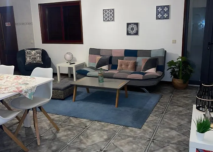 Catloc & Kitcat Local